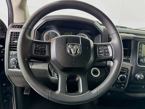 Used 2019 RAM 1500 Express w/ Express Value Package AWD/4WD image 12