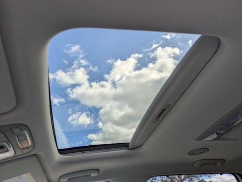 New 2025 Kia Telluride EX w/ EX Captain's Chair Package image 29