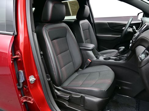 Used 2023 Chevrolet Equinox RS image 16