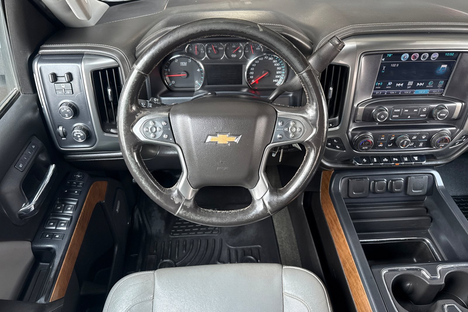 Used 2016 Chevrolet Silverado 2500 LTZ w/ Duramax Plus Package AWD/4WD image 15