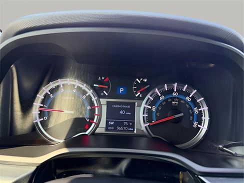 Used 2019 Toyota 4Runner TRD Off-Road Premium AWD/4WD image 54