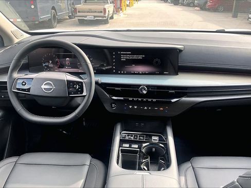 New 2025 Nissan Murano SL image 5