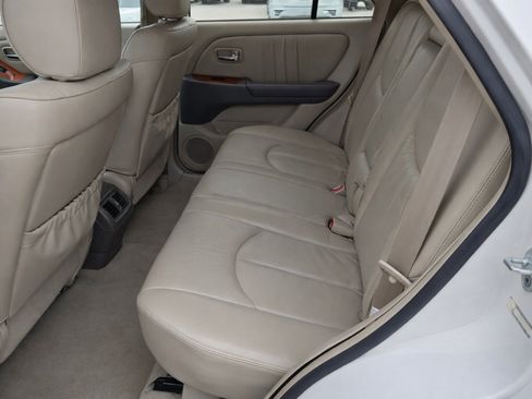 Used 2003 Lexus RX 300 4WD w/ Premium Plus Value Pkg image 8