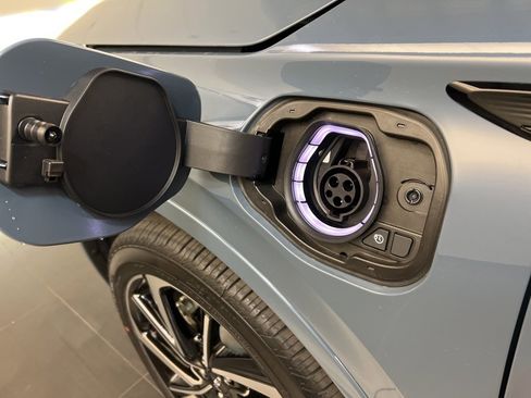 New 2025 Lincoln Corsair Grand Touring w/ Equipment Group 302A image 37