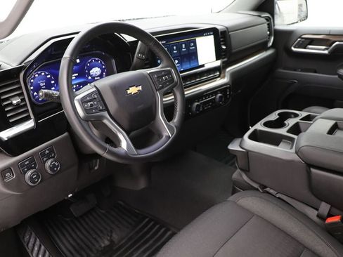 Used 2023 Chevrolet Silverado 1500 LT image 15