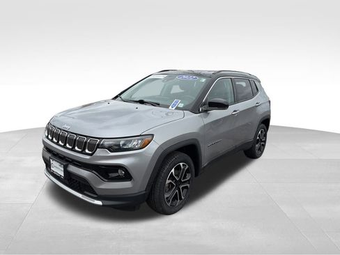 Certified 2022 Jeep Compass Limited image 13