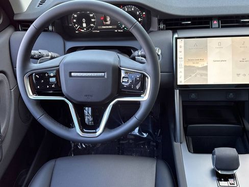 New 2025 Land Rover Discovery Sport S image 26
