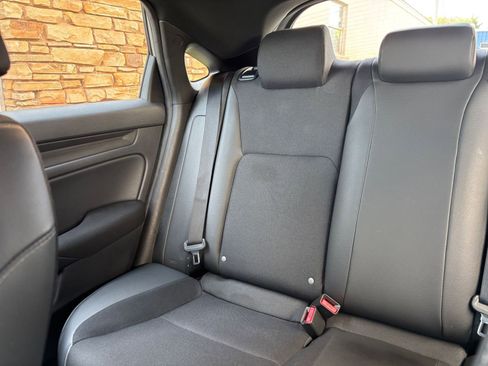 Used 2025 Honda Civic Sport image 38