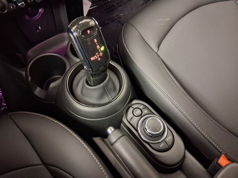 Certified 2023 MINI Cooper 2-Door Hardtop image 14