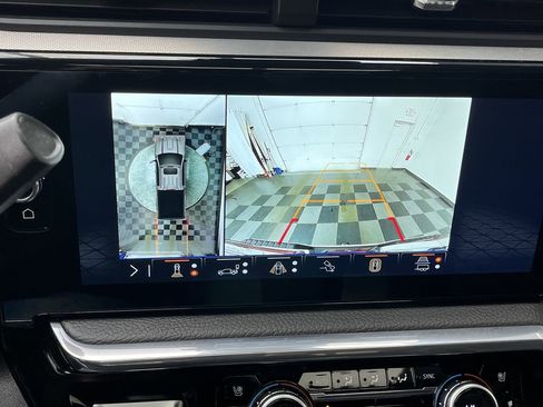 Certified 2024 GMC Sierra 3500 Denali w/ Technology Package image 6