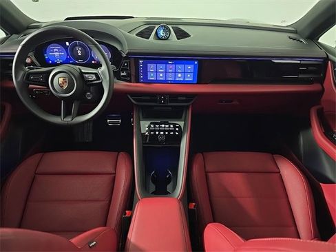 Certified 2025 Porsche Macan 4S Electric image 28