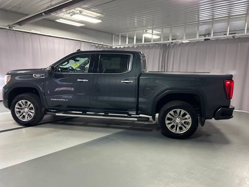 Used 2021 GMC Sierra 1500 Denali w/ Technology Package AWD/4WD image 4