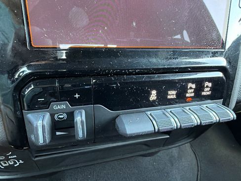 Used 2026 RAM 2500 Big Horn AWD/4WD image 34