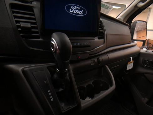 New 2026 Ford Transit 250 148 Medium Roof image 17