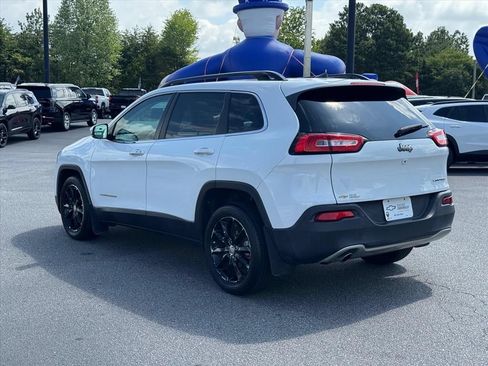 Used 2016 Jeep Cherokee Limited FWD image 5