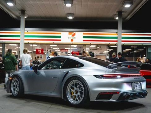 Used 2021 Porsche 911 Turbo S image 10