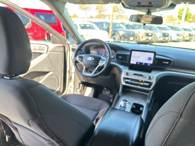 Certified 2022 Ford Explorer XLT RWD image 25