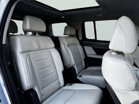 Used 2024 Hyundai Santa Fe Calligraphy image 50