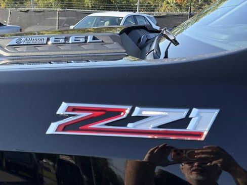 Certified 2025 Chevrolet Silverado 3500 LT image 46