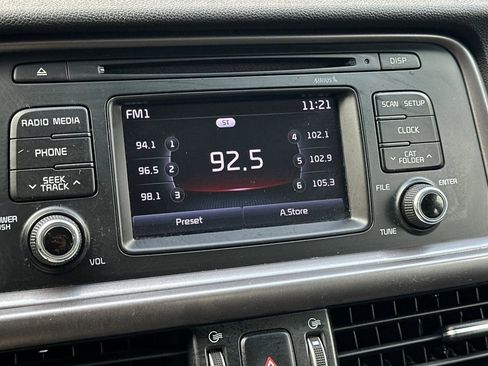 Used 2017 Kia Optima LX w/ Option Group 014 image 24