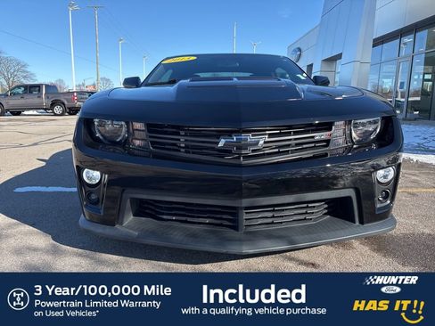 Used 2013 Chevrolet Camaro ZL1 image 2