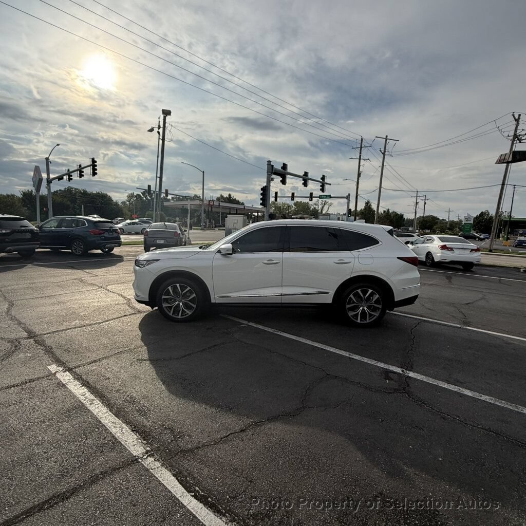 Used 2023 Acura MDX w/ Technology Package AWD/4WD image 8