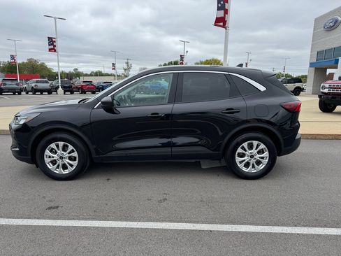 Certified 2023 Ford Escape Active w/ Tech Pack #1 AWD/4WD image 4
