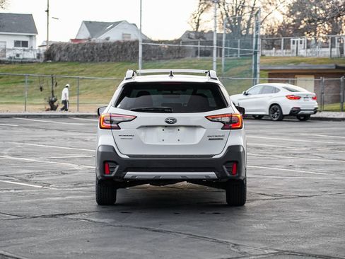 Used 2020 Subaru Outback Touring XT image 6