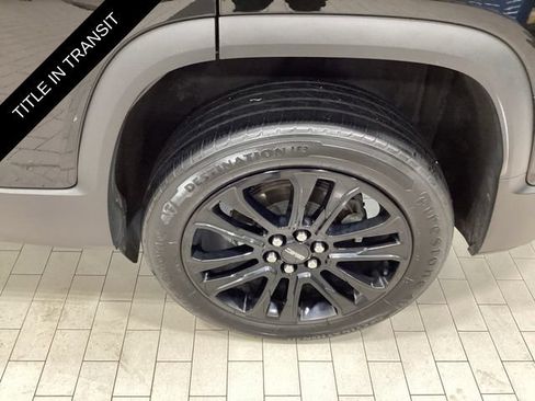 Used 2023 GMC Acadia SLT w/ Elevation Edition AWD/4WD image 22