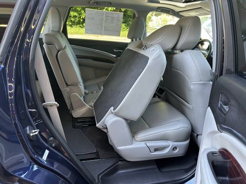 Used 2016 Acura MDX SH-AWD w/ Technology Package image 23