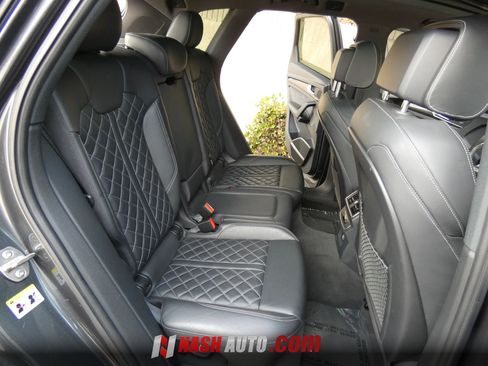 Used 2018 Audi SQ5 Premium Plus w/ S Sport Package AWD/4WD image 37