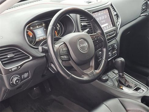 Used 2020 Jeep Cherokee Trailhawk w/ Cold Weather Group image 22