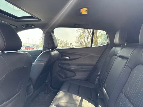Used 2024 Buick Envista Avenir FWD image 2