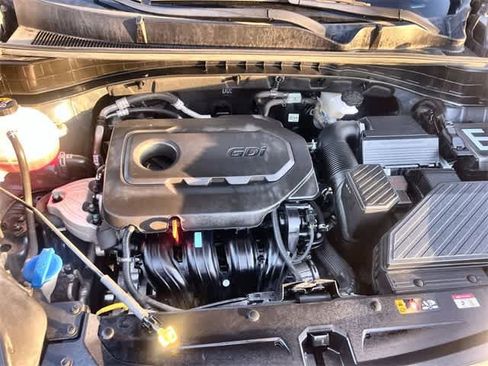 Used 2022 Kia Sportage LX image 10