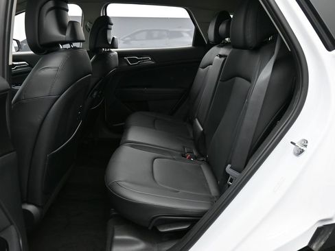 Used 2024 Kia Sportage EX AWD/4WD image 23