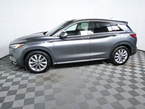 Used 2020 INFINITI QX50 Luxe w/ Navigation Package AWD/4WD image 2