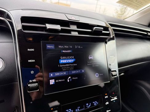 Certified 2024 Hyundai Tucson SEL image 18