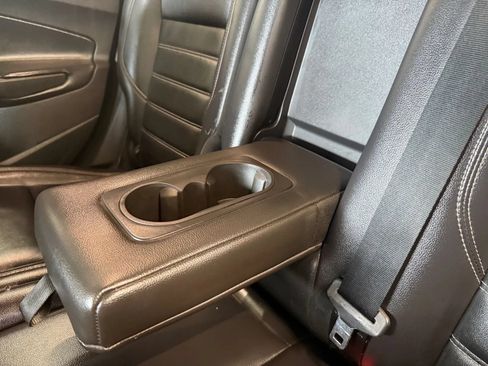 Used 2019 Ford Escape Titanium AWD/4WD image 20
