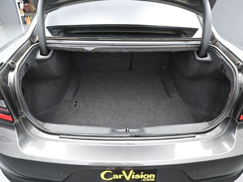 Used 2018 Dodge Charger GT image 24