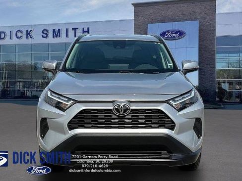 Used 2025 Toyota RAV4 XLE FWD image 2