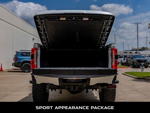 Used 2024 Ford F250 Lariat w/ Lariat Ultimate Package AWD/4WD image 8