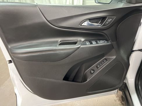 Used 2019 Chevrolet Equinox Premier image 25
