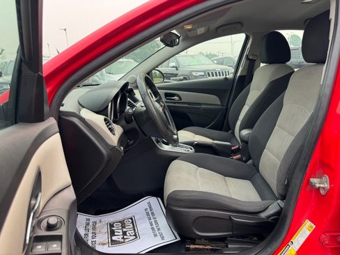 Used 2016 Chevrolet Cruze LS FWD image 15