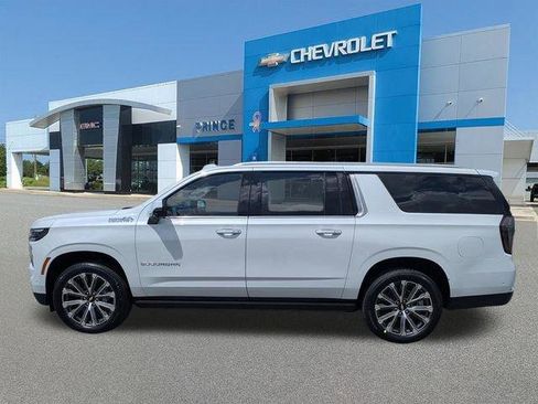 New 2026 Chevrolet Suburban High Country RWD image 8