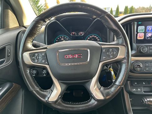 Used 2017 GMC Canyon Denali image 20