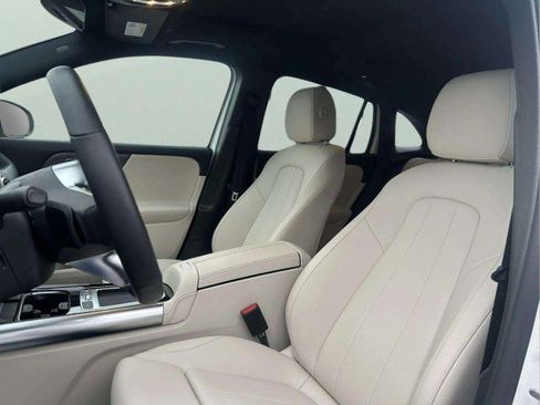 Used 2026 Mercedes-Benz GLA 250 4MATIC image 19