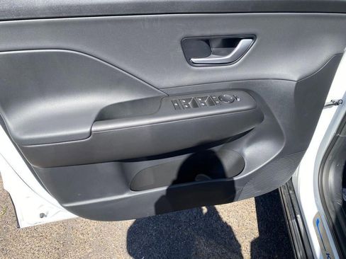 New 2026 Hyundai Kona SEL Premium image 13