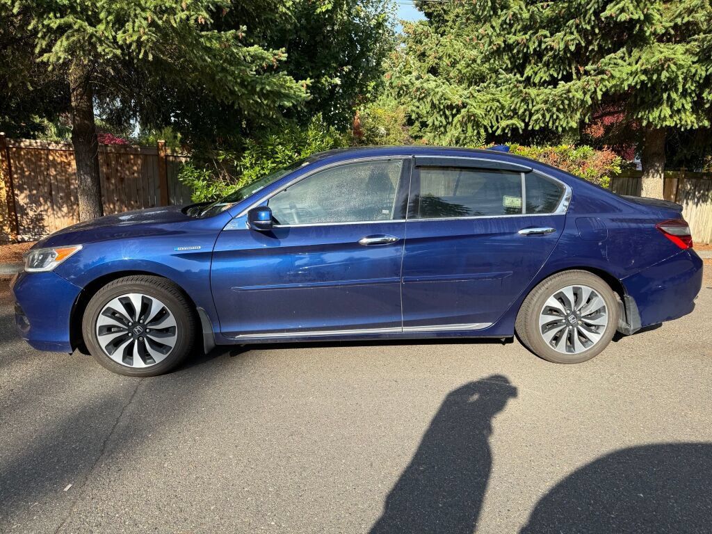 Used 2017 Honda Accord EX-L image 5