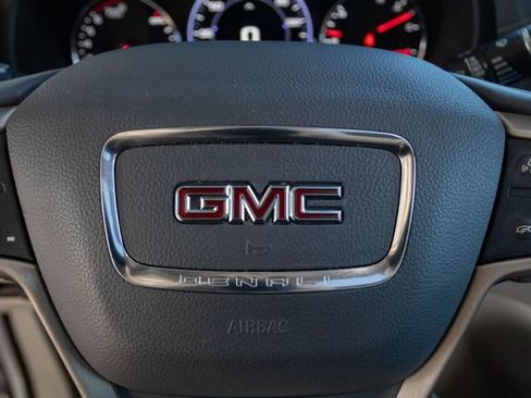 Used 2023 GMC Terrain Denali w/ Denali Premium Package image 13