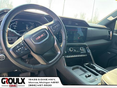 Used 2024 GMC Sierra 3500 AT4 w/ AT4 Premium Plus Package AWD/4WD image 13